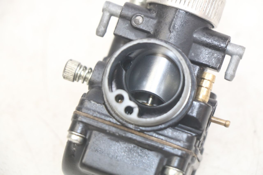 photo de CARBURADOR PEUGEOT XP6 50 (2006 - 2011) - Estado da superfície