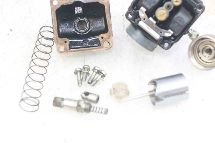 photo de CARBURADOR PEUGEOT XP6 50 (2006 - 2011) - Marcações e referências