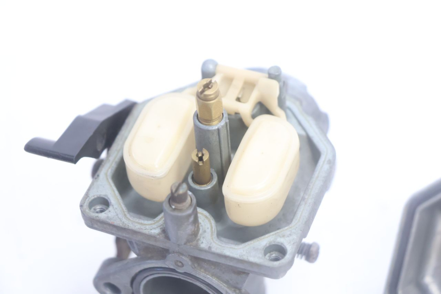 photo de CARBURADOR SMC XROAD 150 - Detalhes característicos