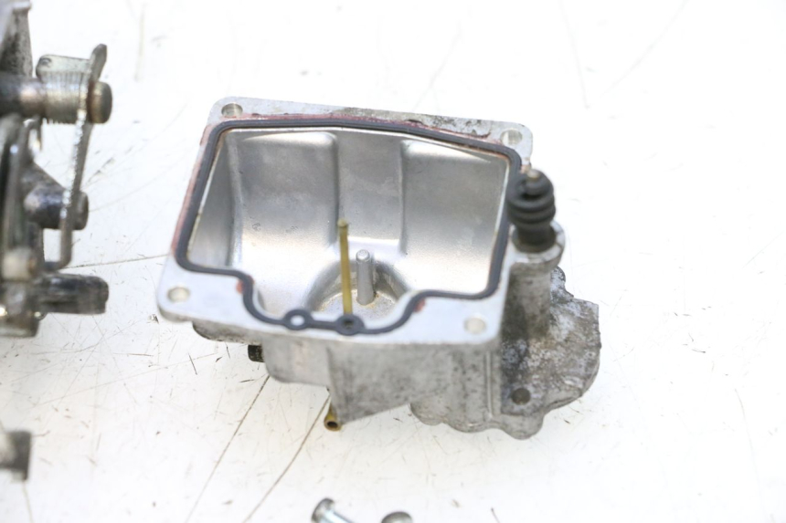 photo de CARBURADOR YAMAHA YP MAJESTY 125 (1998 - 2001) - Marcações e referências