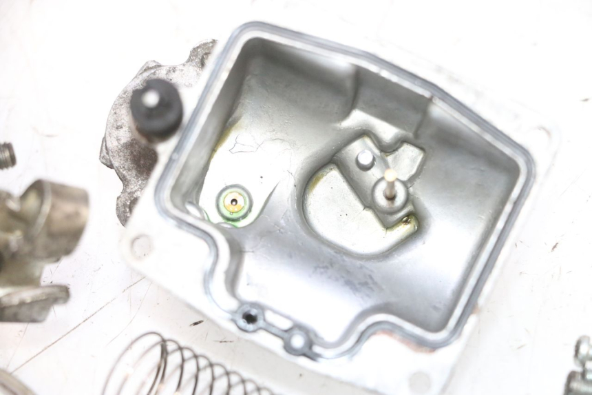 photo de CARBURADOR YAMAHA YP MAJESTY 125 (2007 - 2010) - Ângulo alternativo