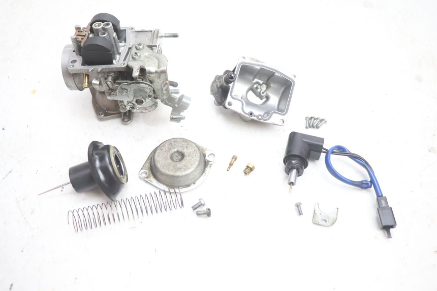 photo de CARBURADOR YAMAHA YP MAJESTY 125 (2002 - 2006) - Pontos de fixação