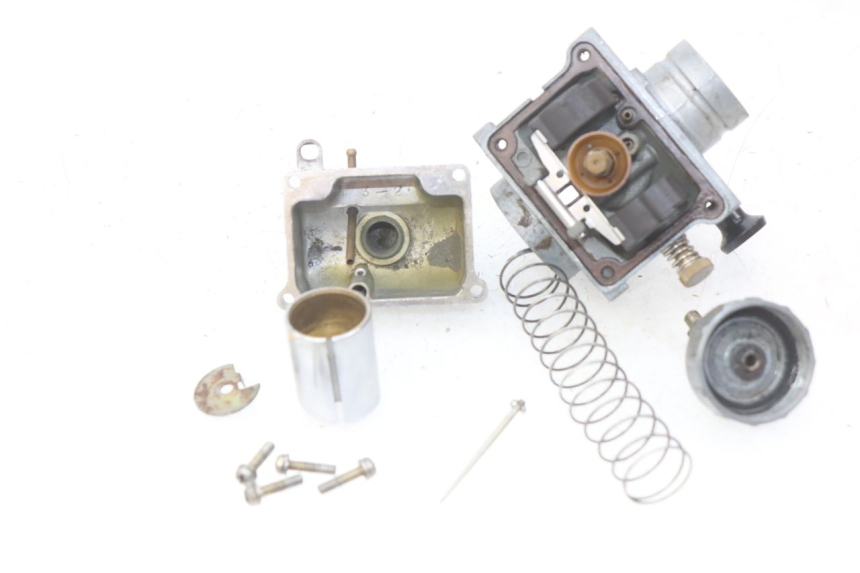 photo de CARBURADOR YAMAHA YZ 80 (1982 - 1983) - Zoom do estado de desgaste