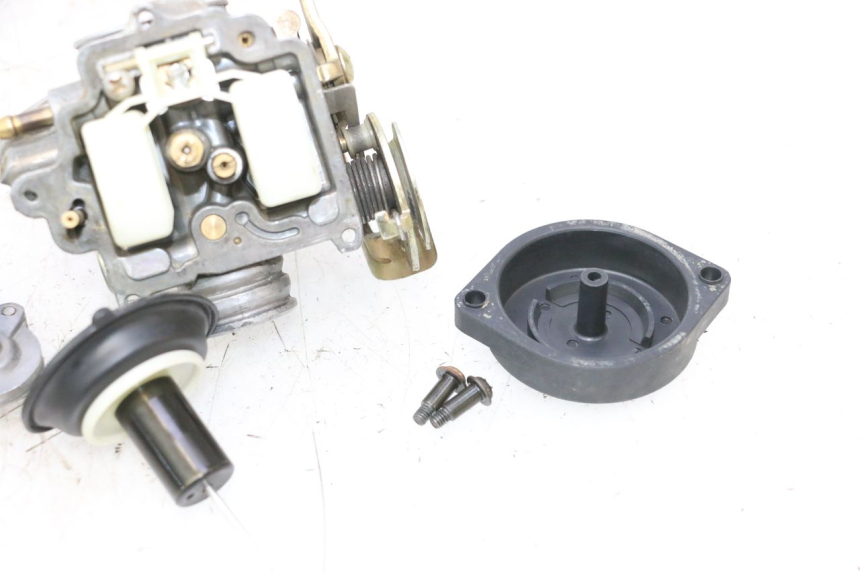 photo de CARBURADOR UNIVERSAL BIKE ZN50QT-11B 50 (2018 - 2021) - Vista de perto