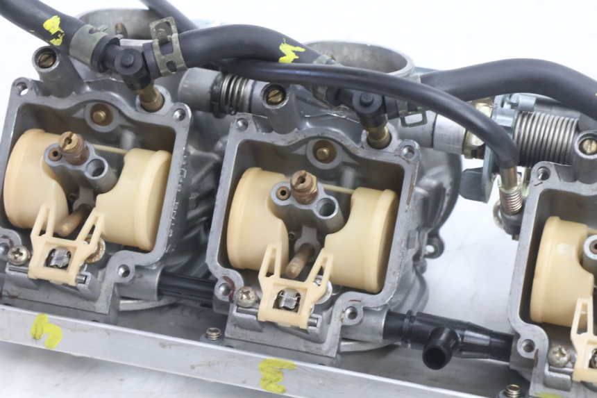 photo de CARBURADOR KAWASAKI ZZR 600 (1995 - 2004) - Detalhes característicos