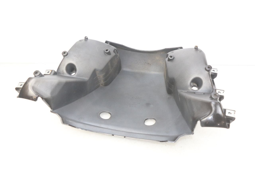 photo de CARROÇARIA TRASEIRA APRILIA ATLANTIC 125 (2003 - 2009) - Detalhe da peça