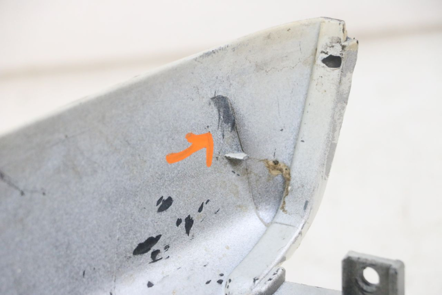 photo de CARROÇARIA TRASEIRA MBK BOOSTER SPIRIT 50 (2004 - 2017) - Pontos de fixação