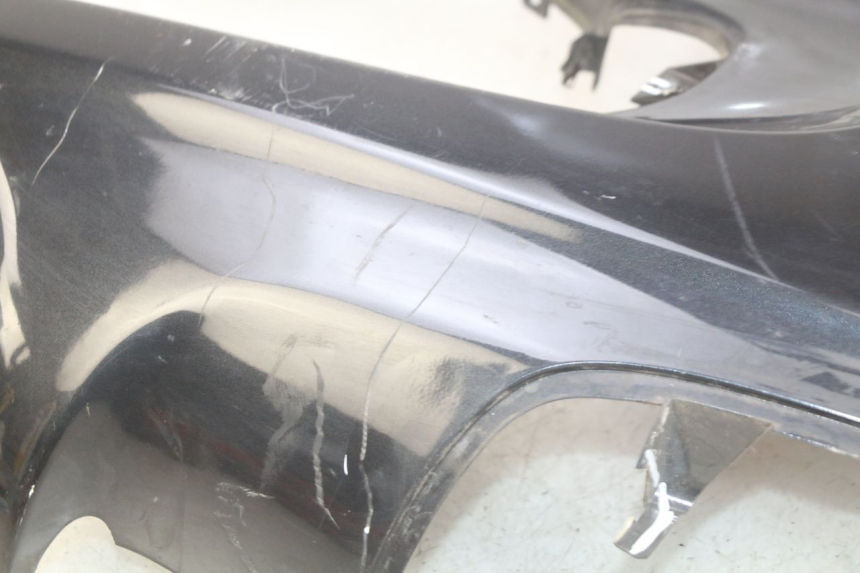 photo de CARROÇARIA TRASEIRA BMW C1 125 (2000 - 2003) - Detalhe da peça
