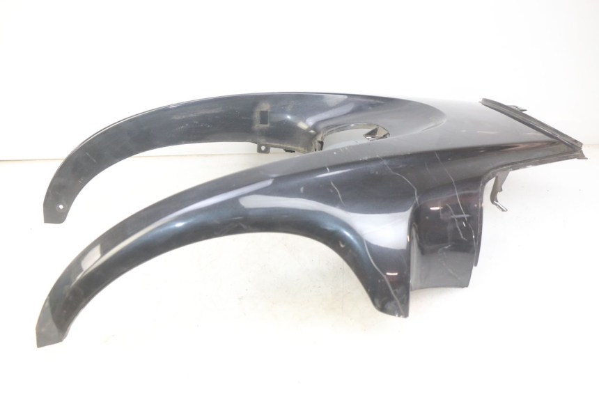 photo de CARROÇARIA TRASEIRA BMW C1 125 (2000 - 2003) - Ampliação técnica