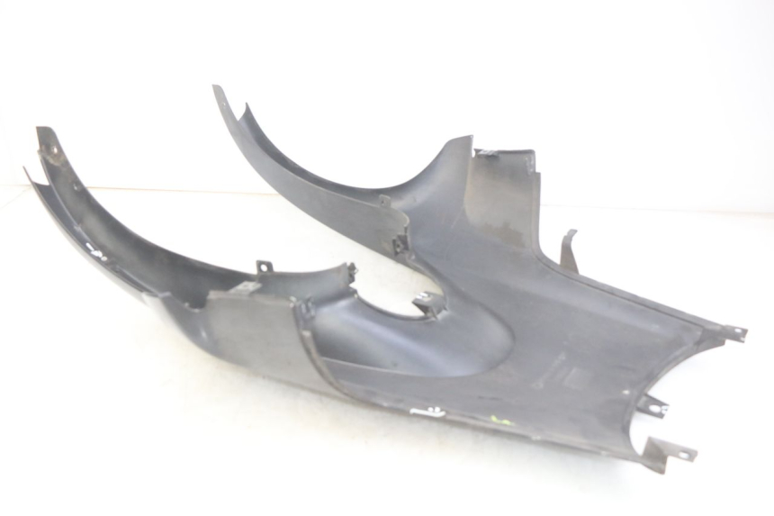 photo de CARROÇARIA TRASEIRA BMW C1 125 (2000 - 2003) - Marcações e referências