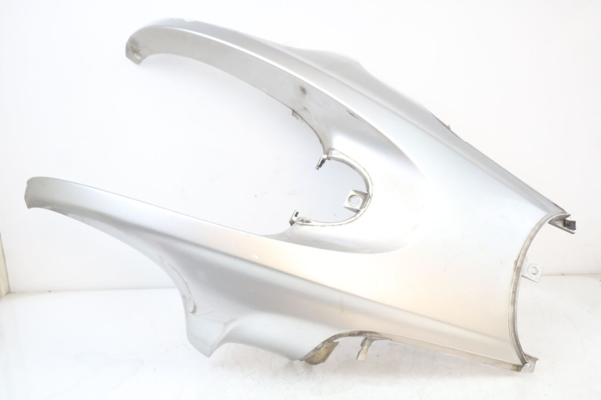 photo de CARROÇARIA TRASEIRA BMW C1 125 (2000 - 2003) - Zoom do estado de desgaste