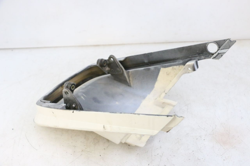 photo de CARROÇARIA TRASEIRA YAMAHA FJ 36Y 1100 (1984 - 1985) - Zoom do estado de desgaste