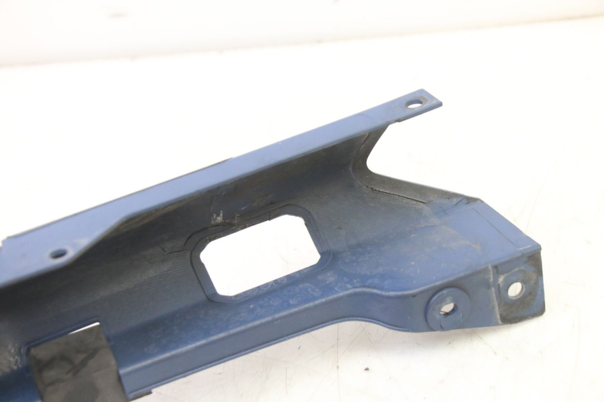 photo de CARROÇARIA TRASEIRA YAMAHA FJR ABS 1300 (2006 - 2012) - Pontos de fixação