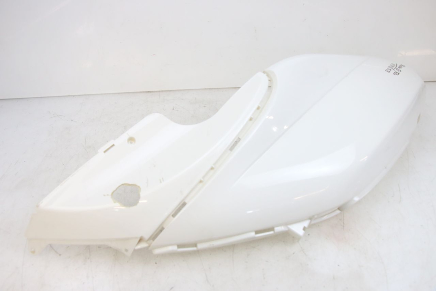 photo de CARROÇARIA TRASEIRA PIAGGIO FLY 125 (2005 - 2012) - Ampliação dos componentes