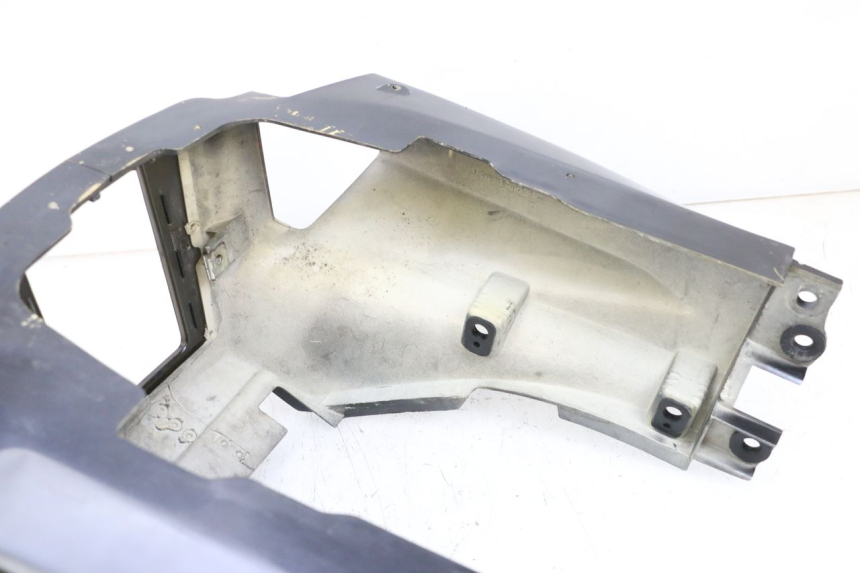 photo de CARROÇARIA TRASEIRA KAWASAKI GPZ RX 1000 (1986 - 1988) - Outro ângulo de visão