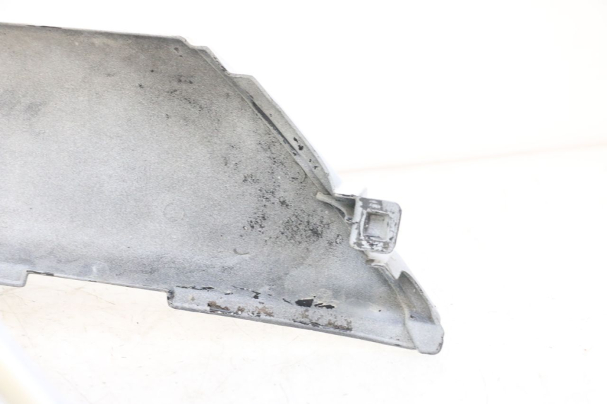 photo de CARROÇARIA TRASEIRA HONDA CBR F 1000 (1993 - 1996) - Zoom do estado de desgaste