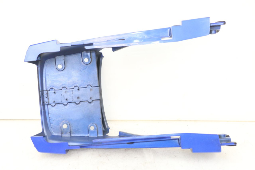 photo de CARROÇARIA TRASEIRA KAWASAKI GTR 1000 (1994 - 2004) - Detalhe da peça
