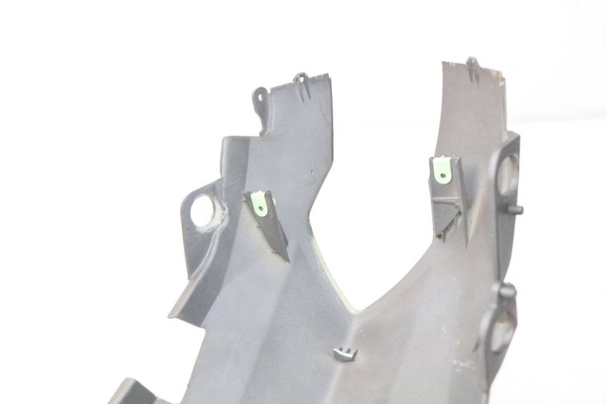 photo de CARROÇARIA TRASEIRA PEUGEOT KISBEE 2T 50 (2010 - 2017) - Detalhes característicos