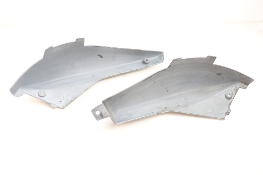 photo de CARENAGEM TRASEIRA PEUGEOT LUDIX ONE 50 (2004 - 2006) - Peça verificada