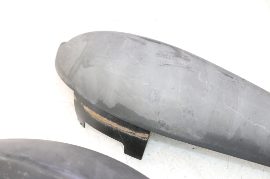 photo de CARROÇARIA TRASEIRA PEUGEOT LUDIX PRO 2T 50 (2010 - 2017) - Pontos de fixação