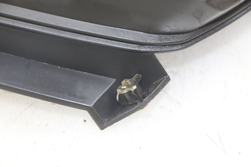 photo de CARROÇARIA TRASEIRA SYM MIO 50 (2011 - 2017) - Outro ângulo de visão