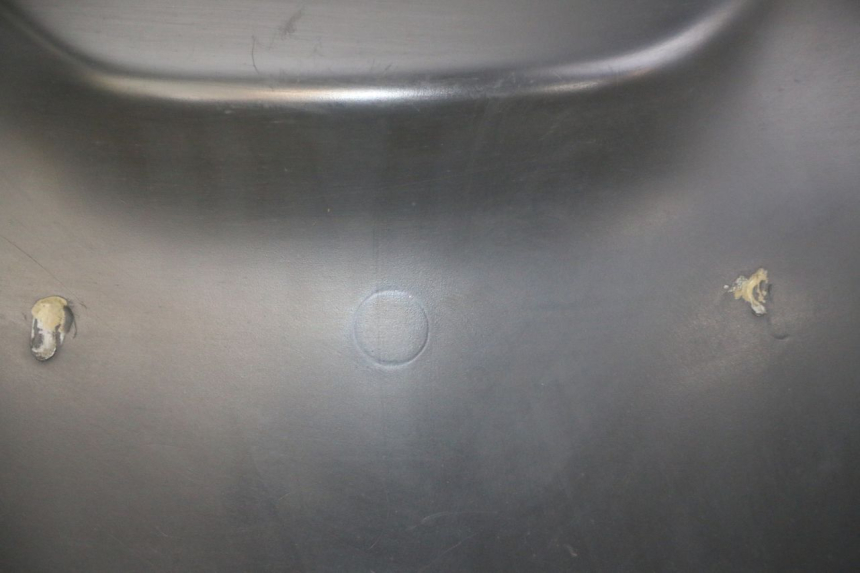 photo de CARROÇARIA TRASEIRA PIAGGIO MP3 LT 400 (2007 - 2012) - Estado da superfície