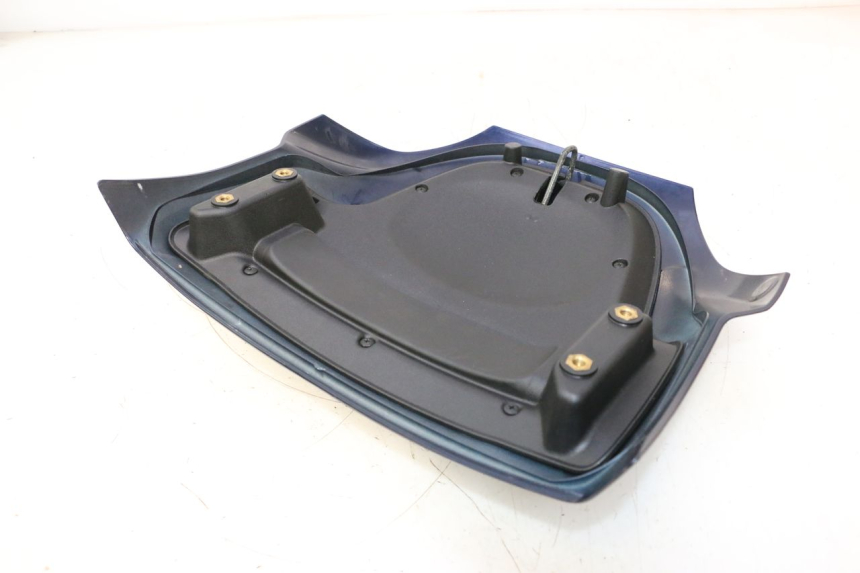 photo de CARROÇARIA TRASEIRA PIAGGIO MP3 LT 400 (2007 - 2012) - Ampliação técnica