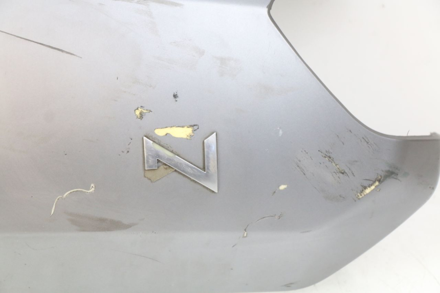photo de CARROÇARIA TRASEIRA LVNENG S5 1 (2019 - 2023) - Detalhe da peça