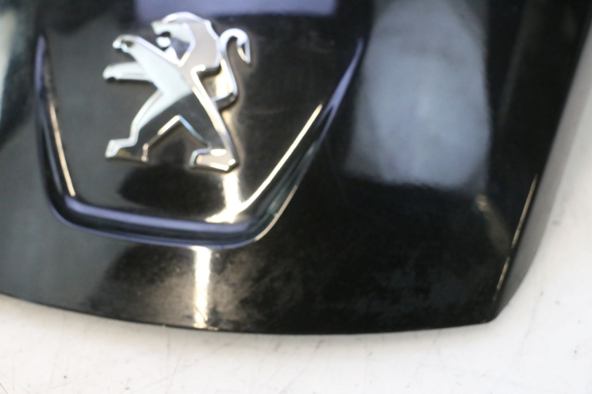 photo de CARROÇARIA TRASEIRA PEUGEOT SATELIS 125 (2013 - 2018) - Outro ângulo de visão