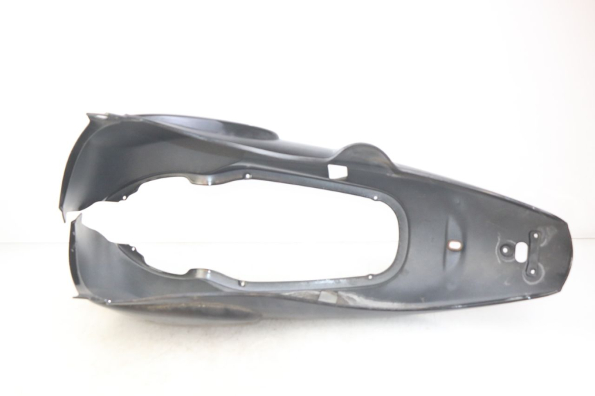 photo de CARROÇARIA TRASEIRA APRILIA SCARABEO 100 (2003 - 2012) - Detalhe da peça