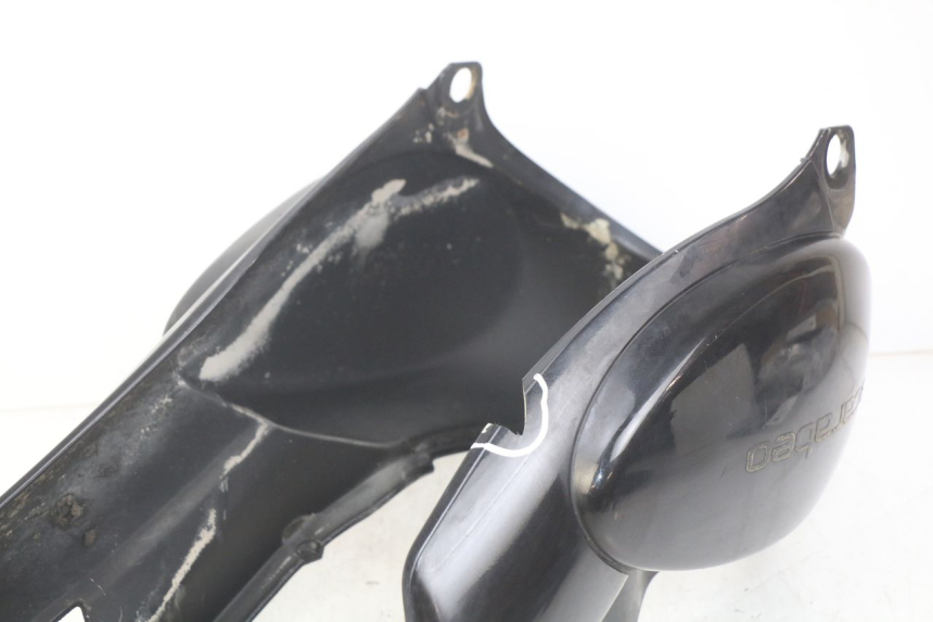 photo de CARROÇARIA TRASEIRA APRILIA SCARABEO 100 (2003 - 2012) - Detalhe da peça