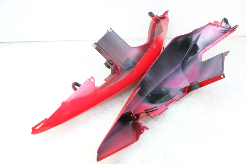 photo de CARROÇARIA TRASEIRA SUZUKI SV S 650 (2003 - 2009) - Peça verificada