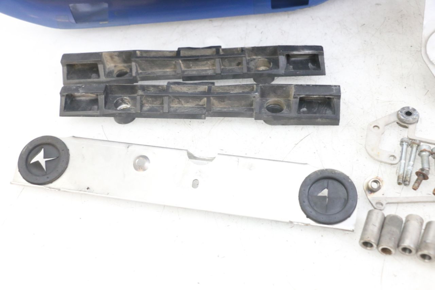photo de CARROÇARIA TRASEIRA YAMAHA TDM ABS 900 (2002 - 2014) - Ângulo alternativo