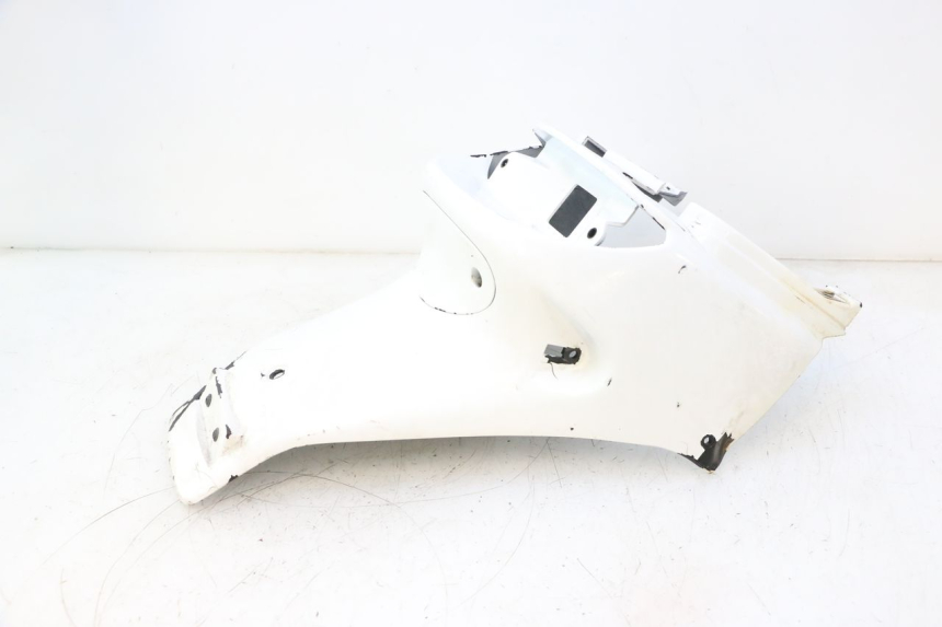 photo de CARROÇARIA TRASEIRA PEUGEOT TREKKER 50 (1995 - 2004) - Pontos de fixação