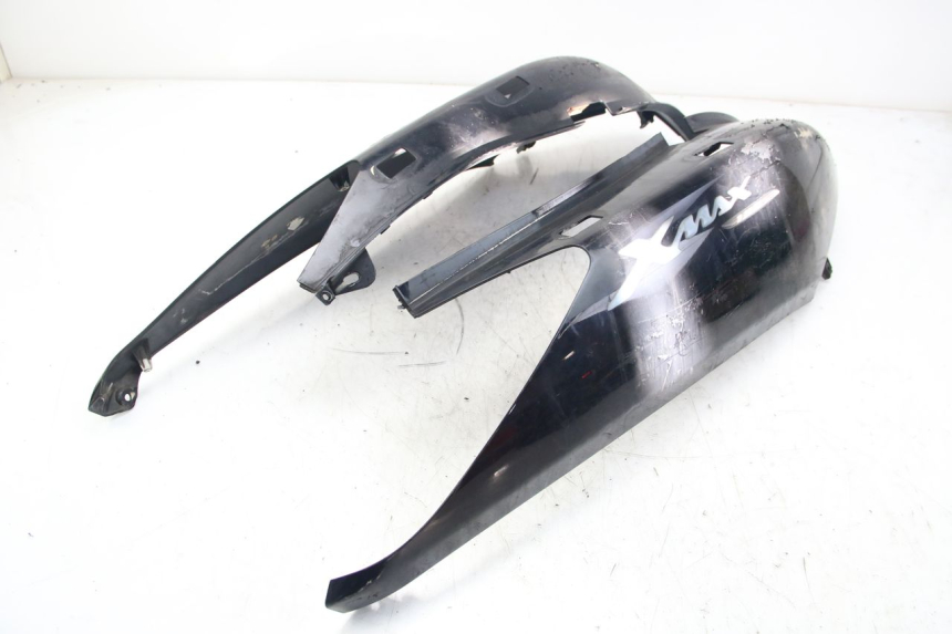 photo de CARROÇARIA TRASEIRA YAMAHA XMAX X-MAX 125 (2006 - 2009) - Pontos de fixação