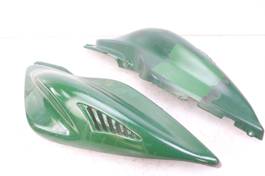 photo de CARROÇARIA TRASEIRA YAMAHA AEROX 50 (1997 - 2006) - Detalhe da peça