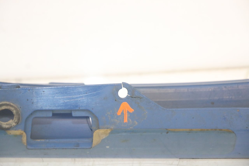 photo de CARROÇARIA TRASEIRA YAMAHA FJR ABS 1300 (2006 - 2012) - Estado da superfície