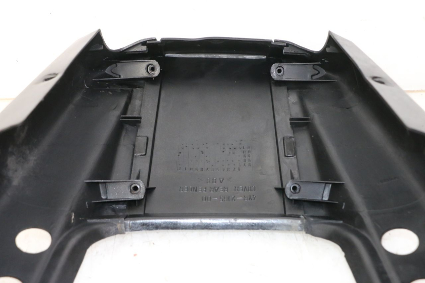 photo de CARROÇARIA TRASEIRA YAMAHA FZS FAZER 600 (2001 - 2003) - Zoom do estado de desgaste