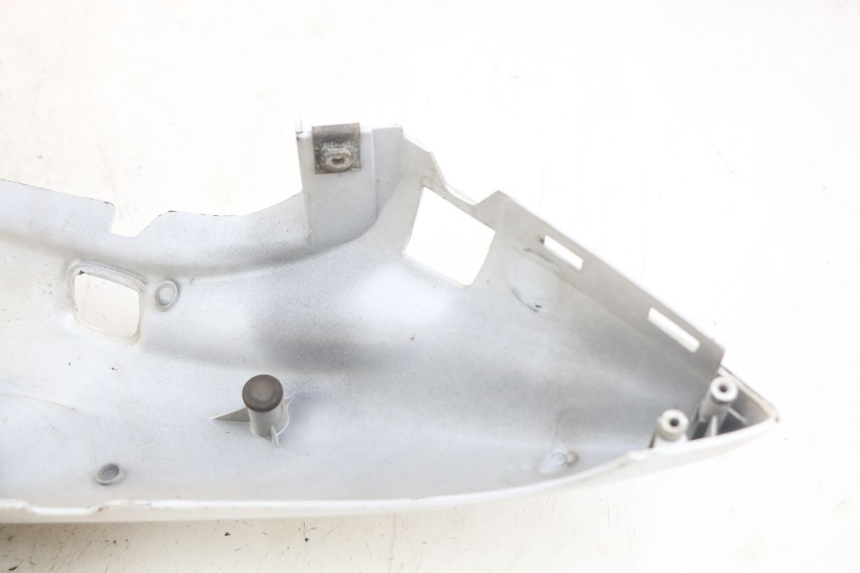 photo de CARROÇARIA TRASEIRA YAMAHA YZF R THUNDERCAT 600 (1996 - 2003) - Ângulo alternativo