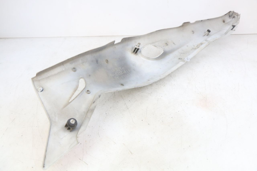 photo de CARROÇARIA TRASEIRA YAMAHA YZF R THUNDERCAT 600 (1996 - 2003) - Peça verificada