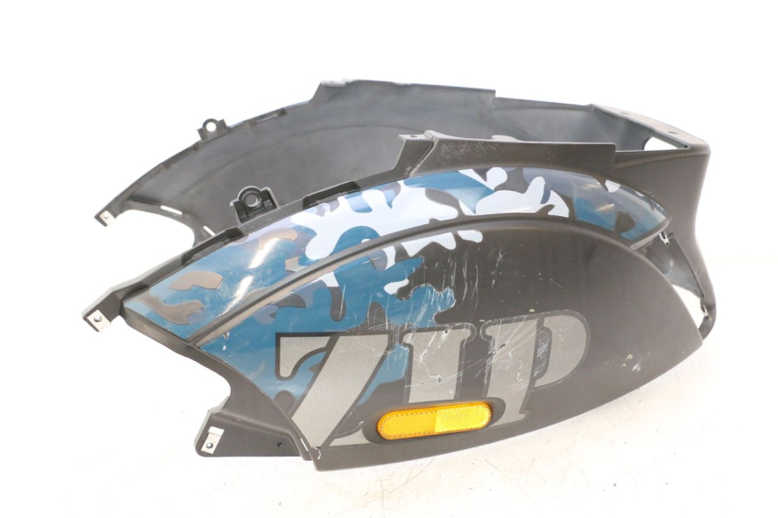 photo de CARROÇARIA TRASEIRA PIAGGIO ZIP 2T 50 (2009 - 2019) - Outro ângulo de visão
