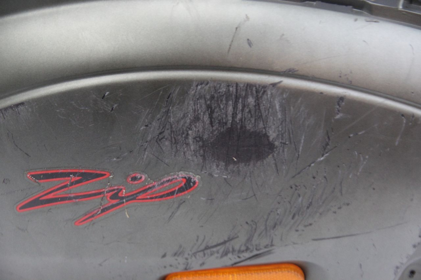 photo de CARROÇARIA TRASEIRA PIAGGIO ZIP 4T 50 (2018 - 2020) - Zoom do estado de desgaste