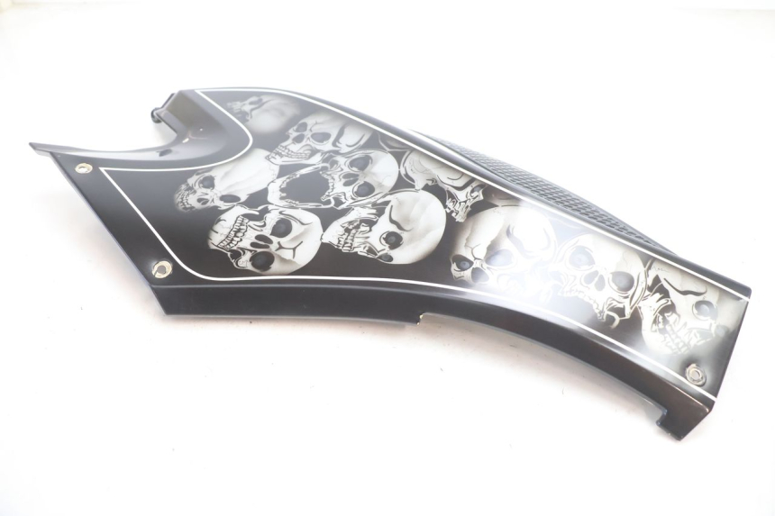 photo de CARÉNAGE DO TANQUE DIREITO CAN-AM SPYDER RS 1000 (2008 - 2012) - Outro ângulo de visão