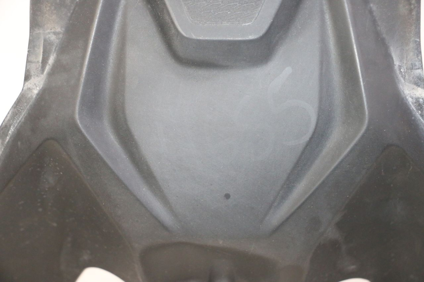 photo de CARROÇARIA DO RESERVATÓRIO BMW G310 R 310 (2016 - 2020) - Detalhe da peça