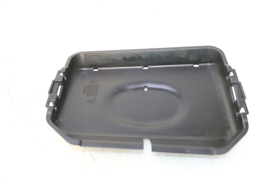 photo de CARROÇARIA TANQUE PIAGGIO MP3 HPE 530 (2022 - 2026) - Vista principal