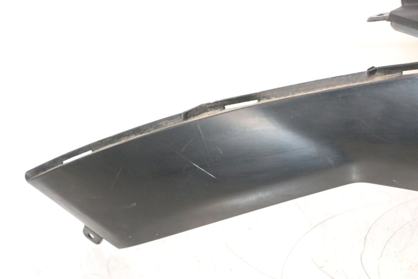 photo de CARROÇARIA DO RESERVATÓRIO PIAGGIO MP3 500 (2011 - 2015) - Detalhes característicos