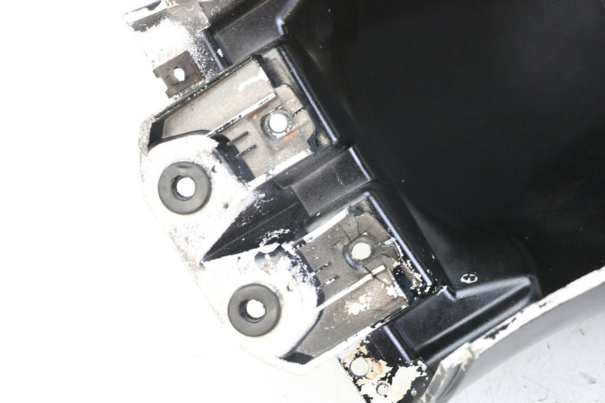 photo de CARROÇARIA DO RESERVATÓRIO YAMAHA TZR 50 (2008 - 2016) - Pontos de fixação