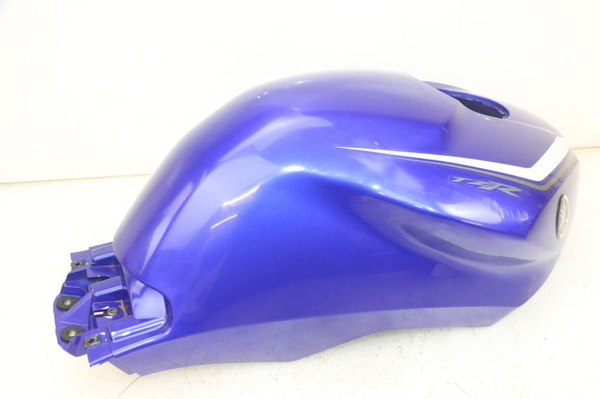 photo de CARROÇARIA DO RESERVATÓRIO YAMAHA TZR 50 (2008 - 2016) - Detalhes característicos