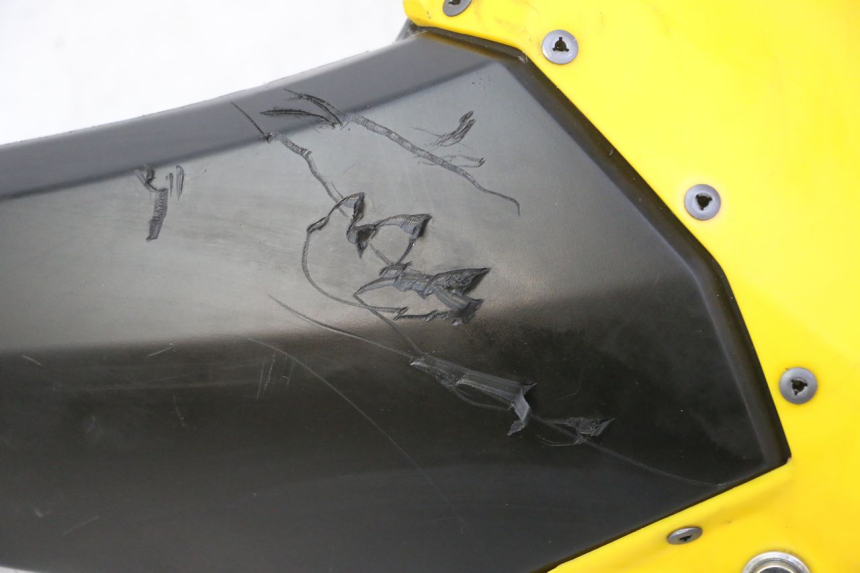photo de CARROÇARIA DO RESERVATÓRIO YAMAHA YZF YZ-F 450 (2014 - 2016) - Marcações e referências