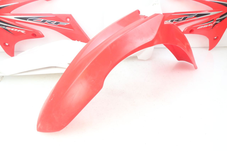 photo de CARROÇARIA E CARENAGEM COMPLETA HONDA CRF 250 (2013 - 2016) - Vista de perto